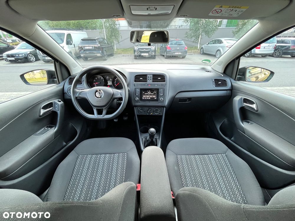 Volkswagen Polo 1.0 Trendline Perfectline - 29