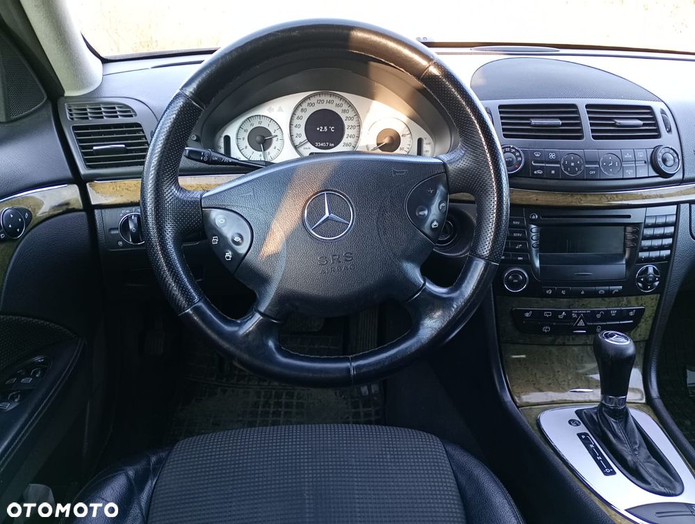 Mercedes-Benz Klasa E - 8