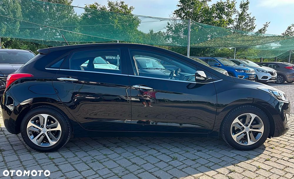 Hyundai i30 1.4 Comfort EU5 - 3