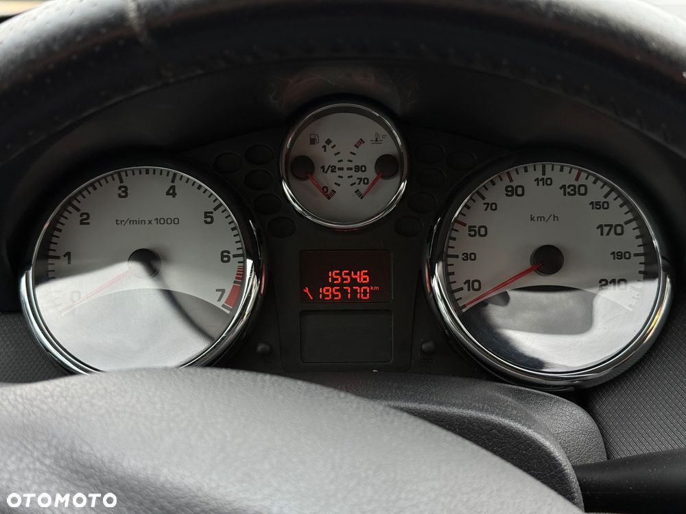 Peugeot 207 1.4 Trendy - 17