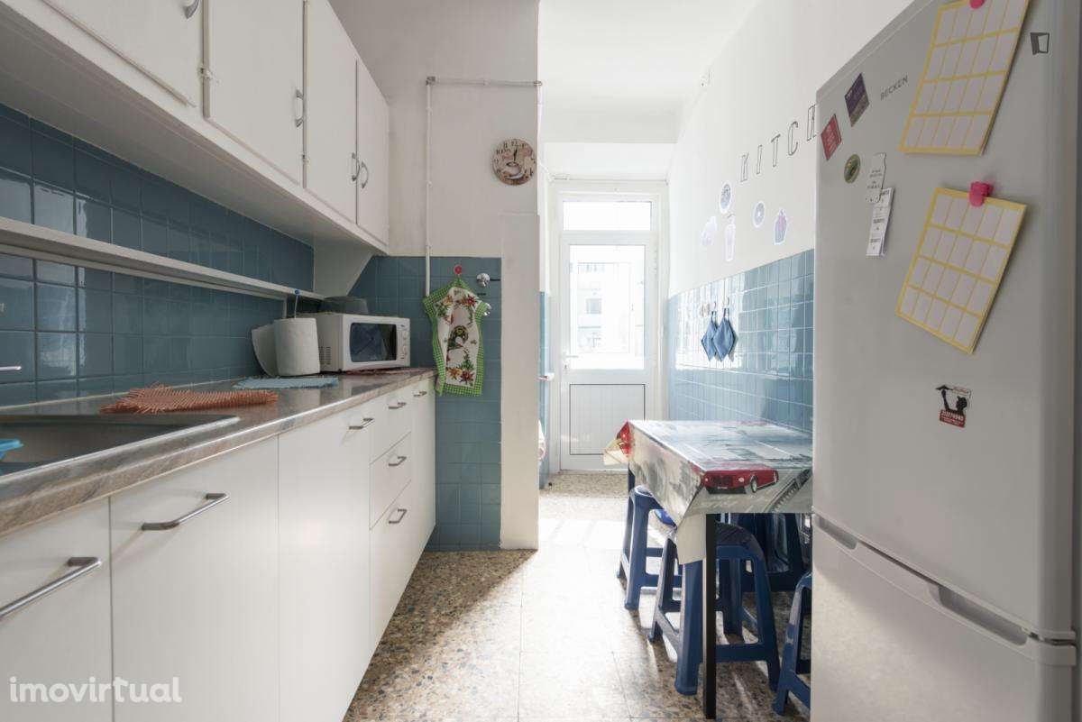 Quarto - localizado em Saldanha Lisbon - Grande imagem: 5/19