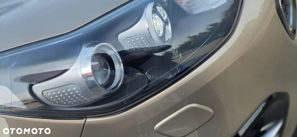 Kia Sportage 1.6 GDI 2WD ISG Spirit - 21