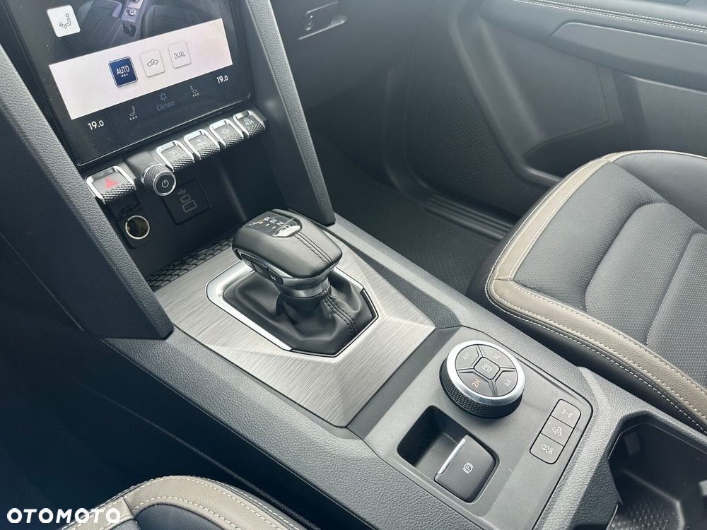 Volkswagen Amarok Aventura - 21