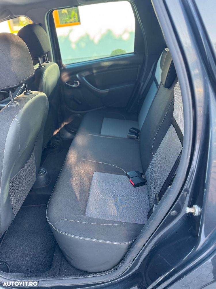 Dacia Duster dCi 110 FAP 4x2 Prestige - 11