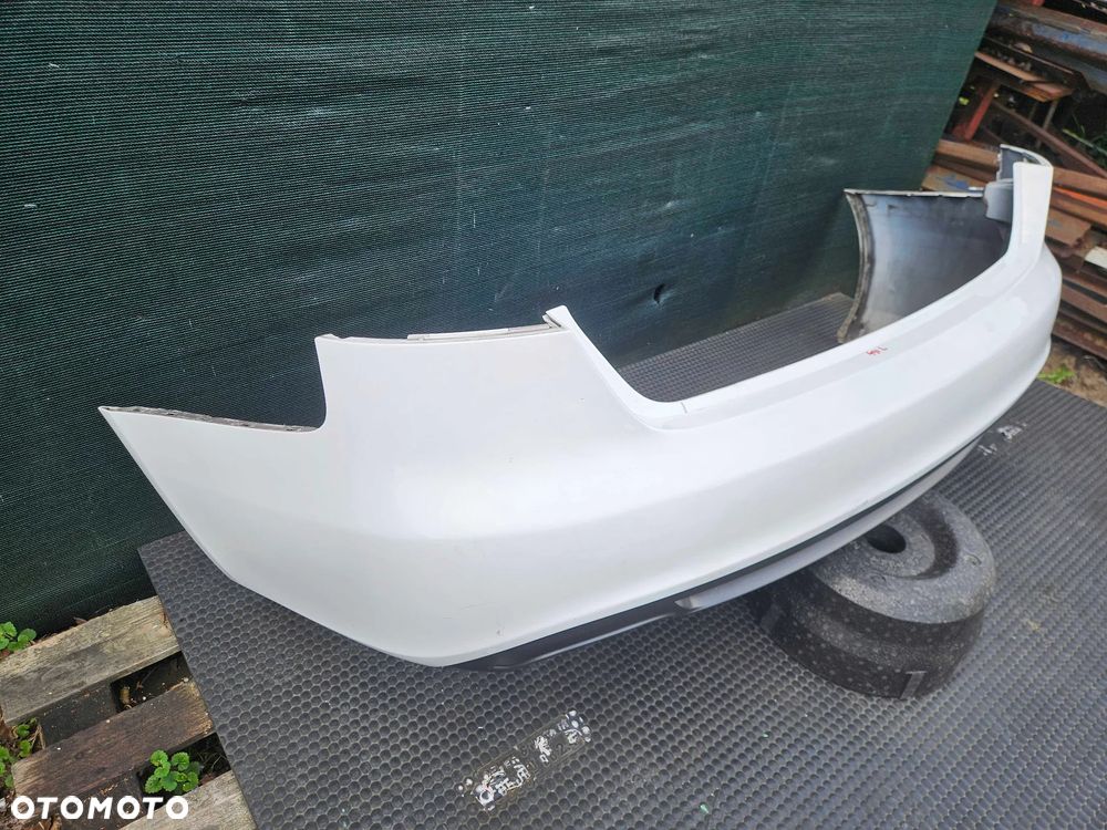 Zderzak Tyl Tylny S-Line Bialy Dyfuzor Audi A4 B8 Sedan - 4