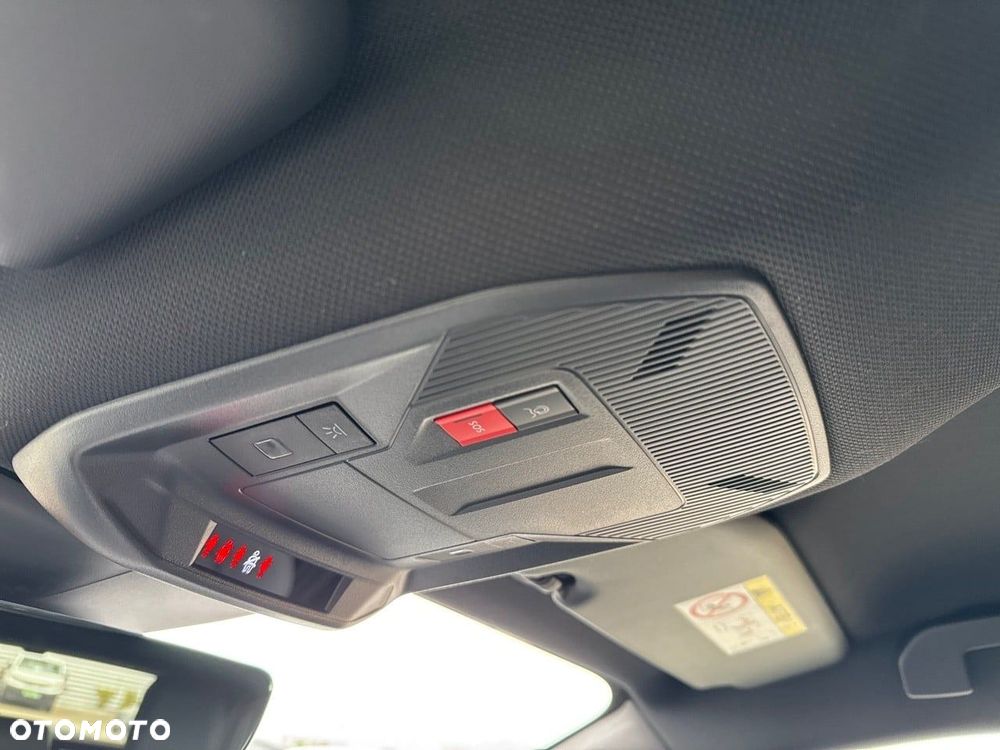 Opel Astra 1.2 T GS S&S - 30