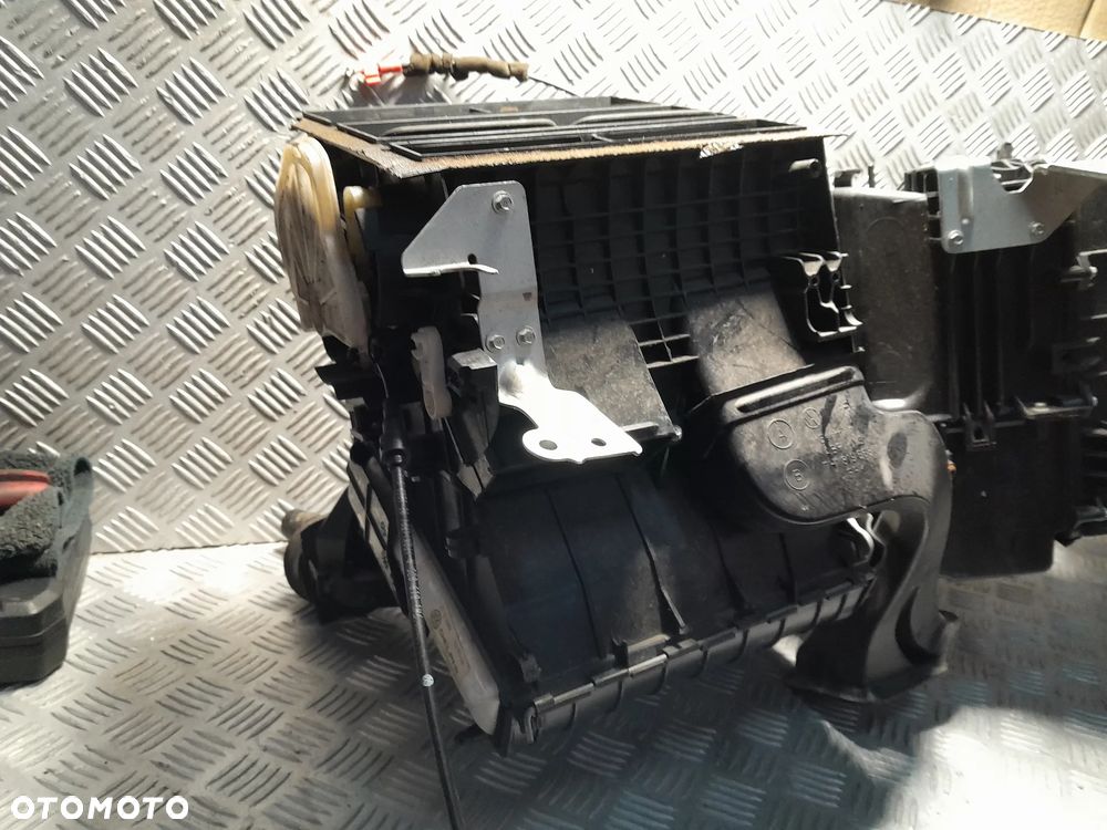 VOLKSWAGEN TRANSPORTER T5  NAGRZEWNICA 7H1819095 - 6