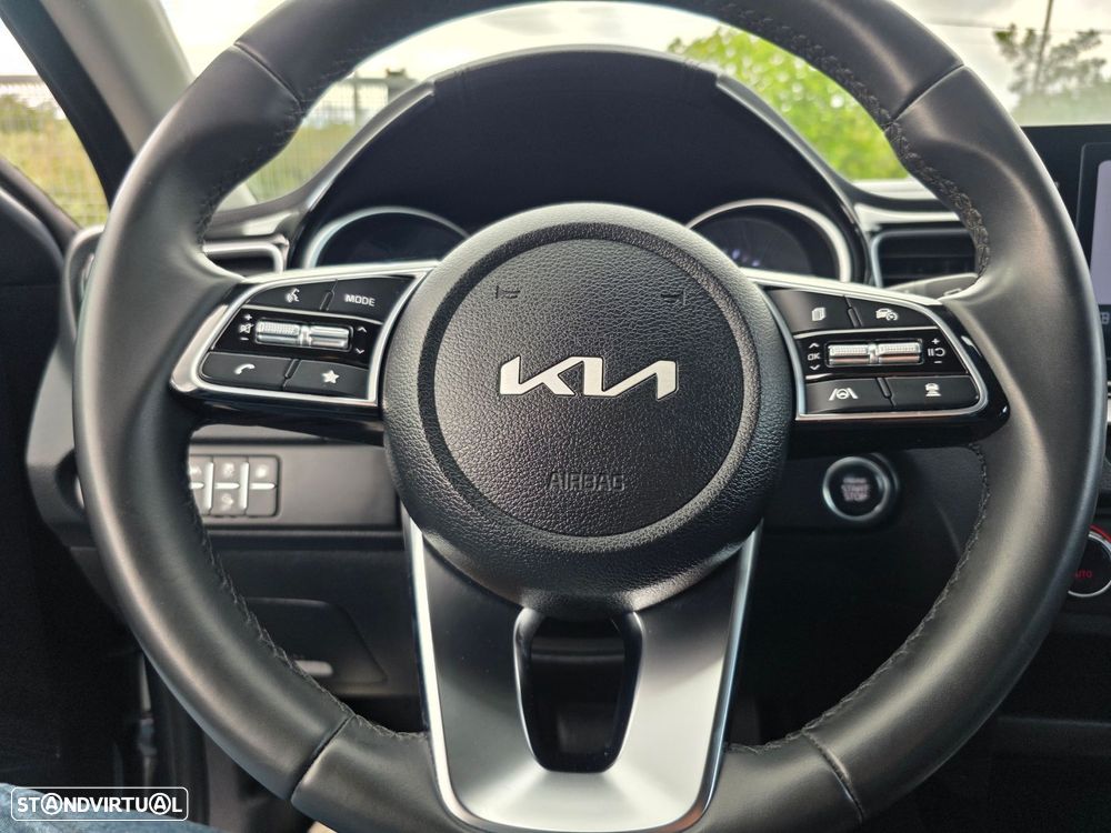 Kia XCeed - 17