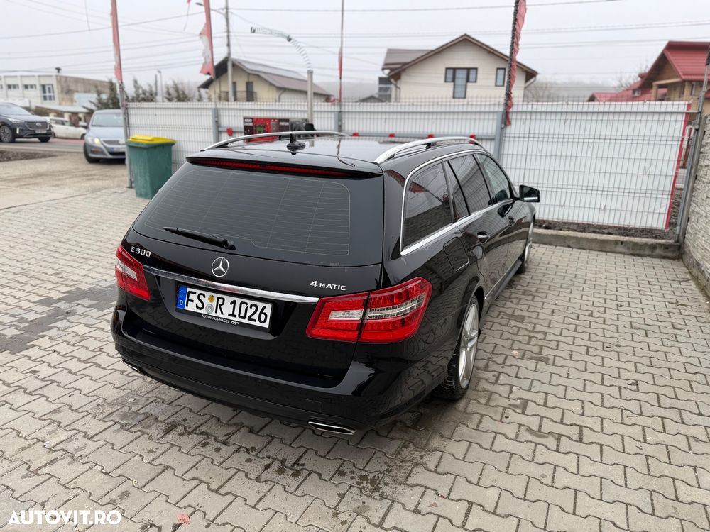 Mercedes-Benz E 500 4Matic BlueEFFICIENCY 7G-TRONIC Avantgarde - 2