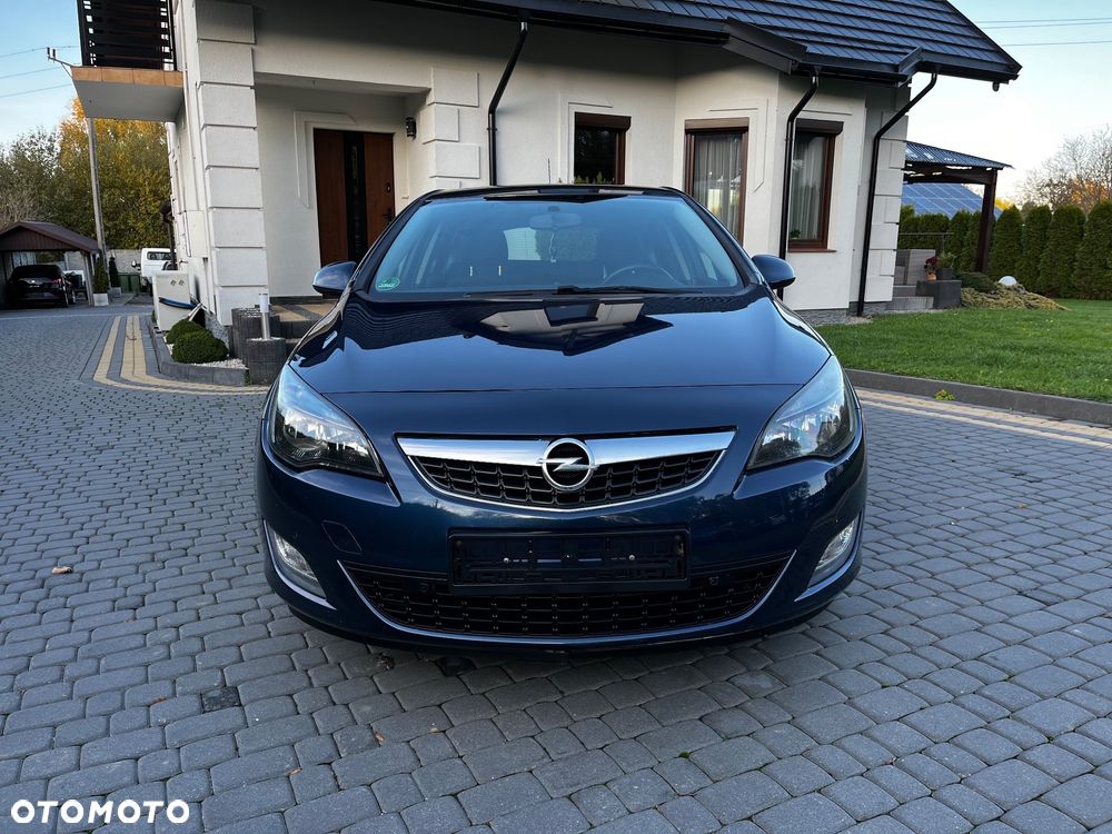 Opel Astra 1.4 Turbo Design Edition - 8