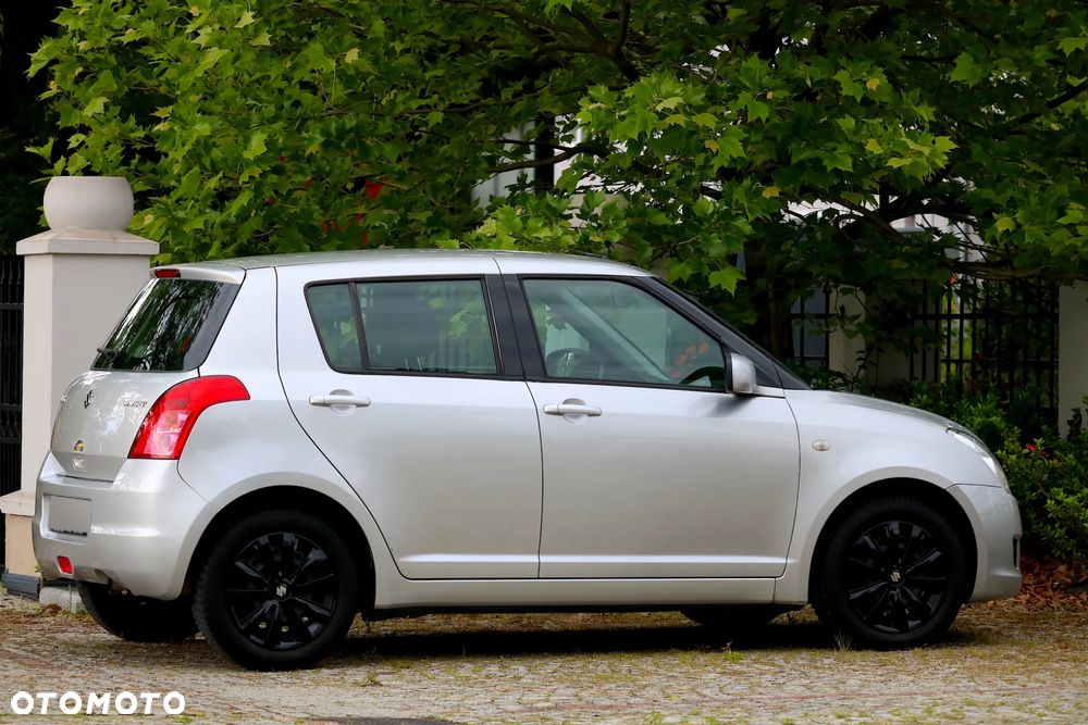 Suzuki Swift 1.3 Sunlight Edition - 31