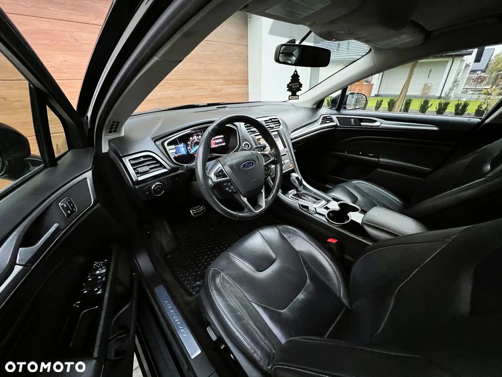 Ford Fusion 2.0 EcoBoost Titanium - 6