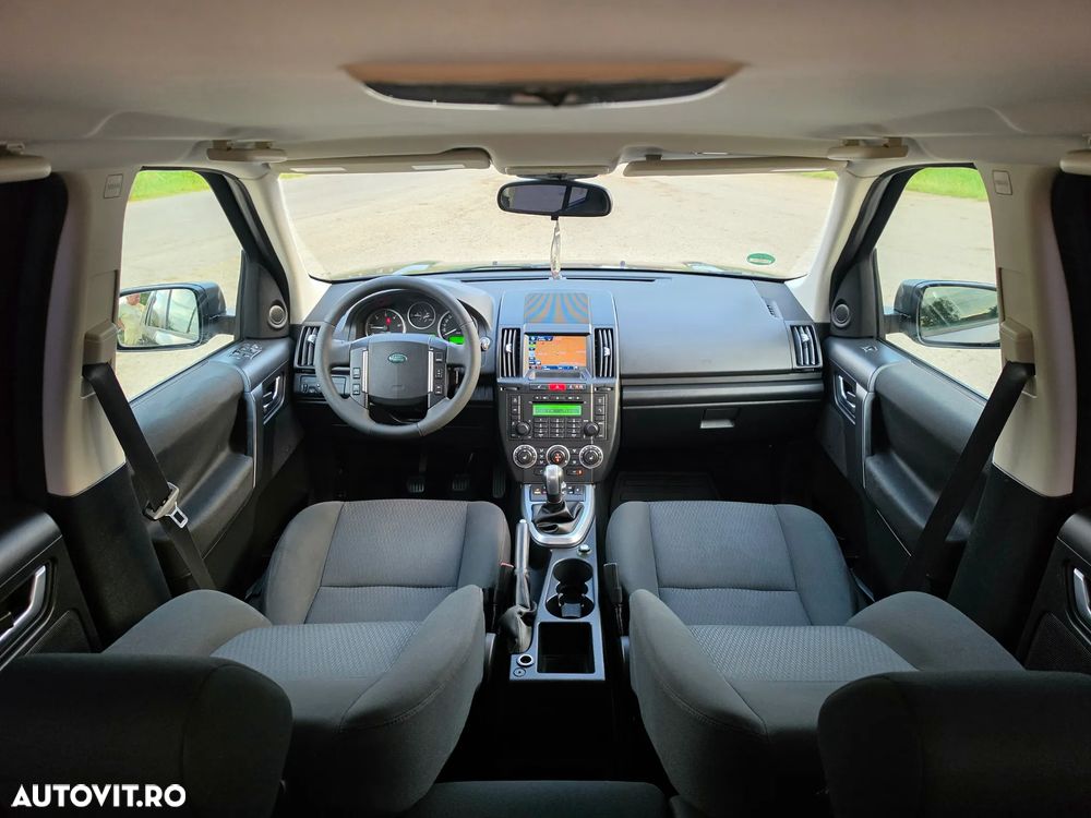 Land Rover Freelander 2 2.2L TD4 S - 8
