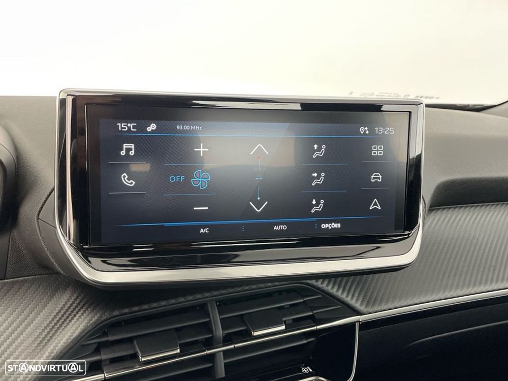 Peugeot 2008 1.2 PureTech Allure - 22