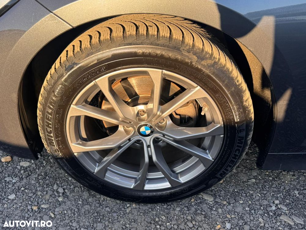 BMW Seria 3 320d xDrive AT Sport Line - 33