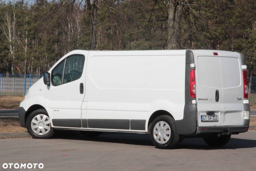 Renault Trafic LONG - 24