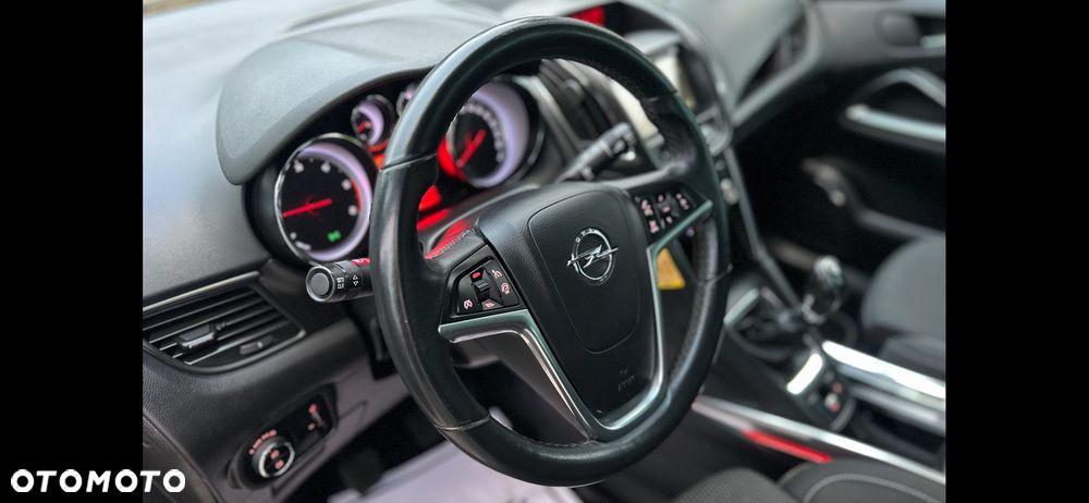 Opel Zafira - 25