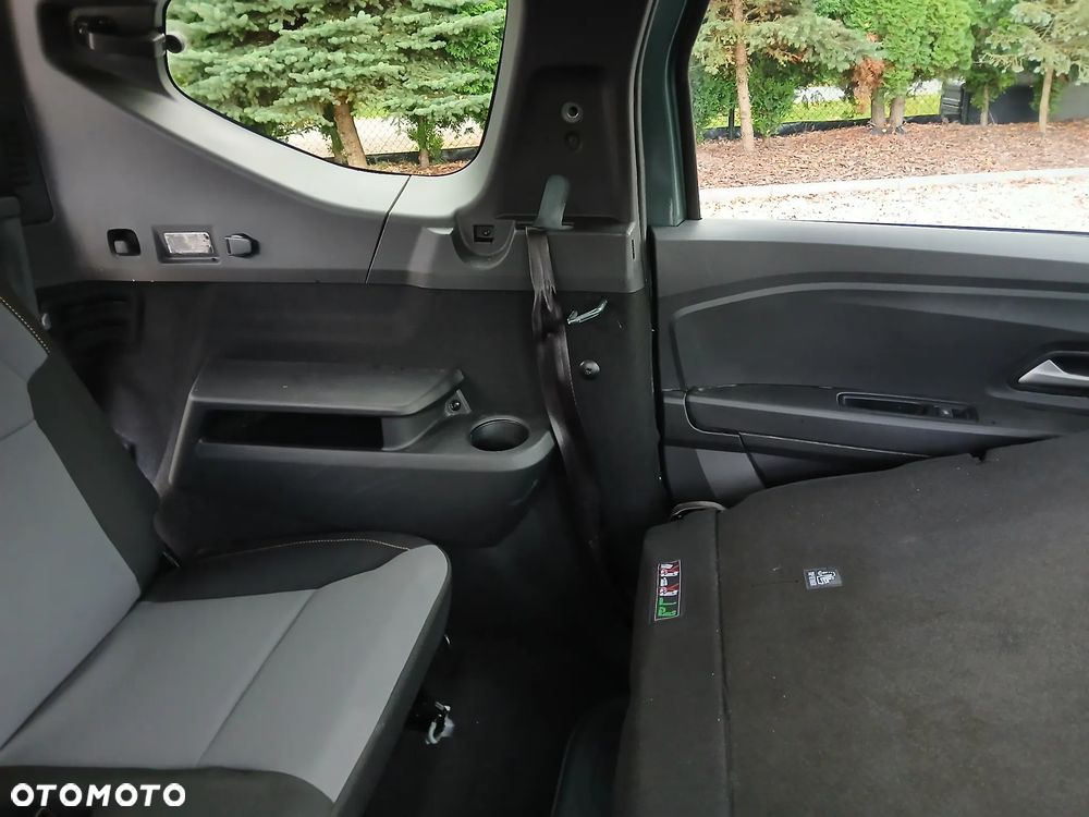Dacia Jogger 1.0 TCe Extreme 7os - 23