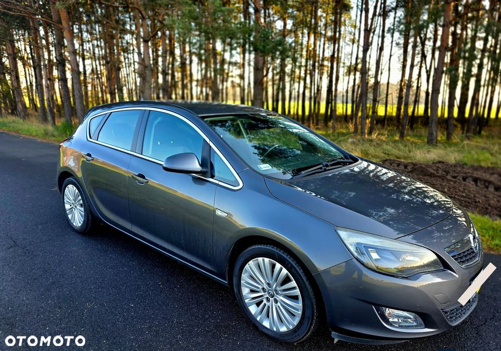 Opel Astra 1.4 T Cosmo - 2