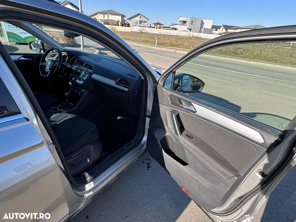 Volkswagen Tiguan 2.0 TDI DPF DSG 4Mot Comfortline - 11