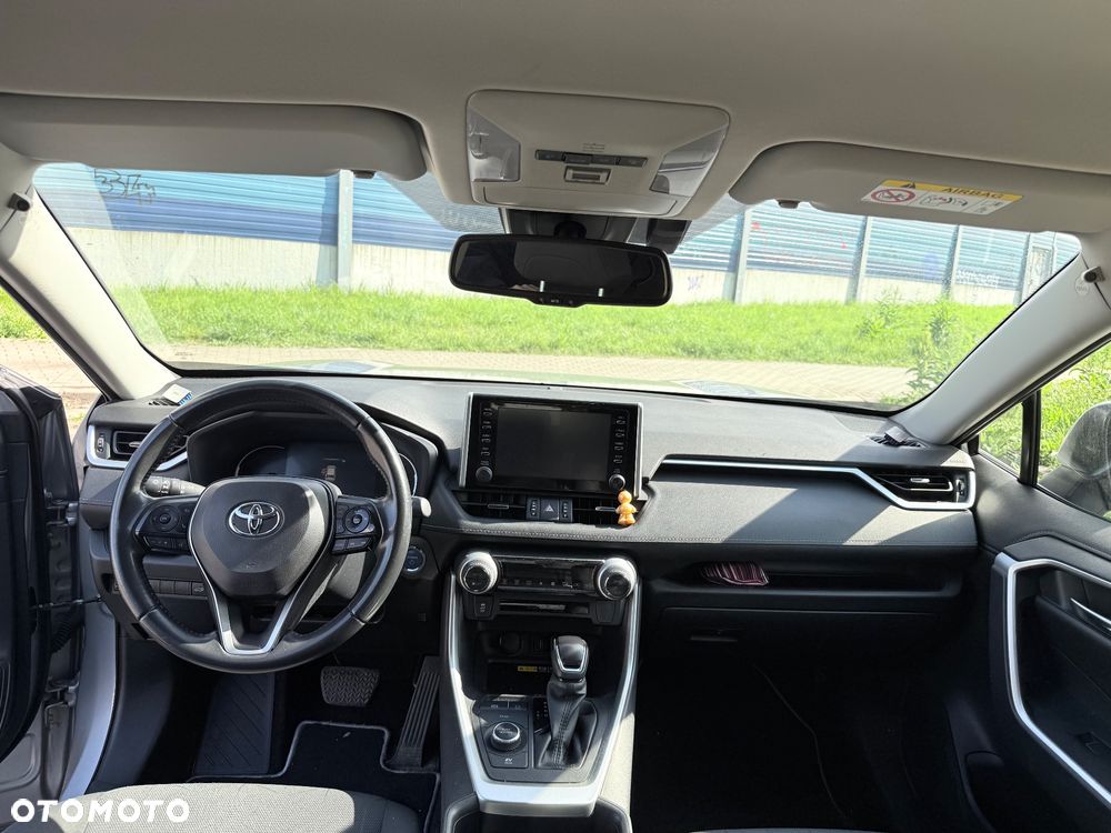 Toyota RAV4 - 22