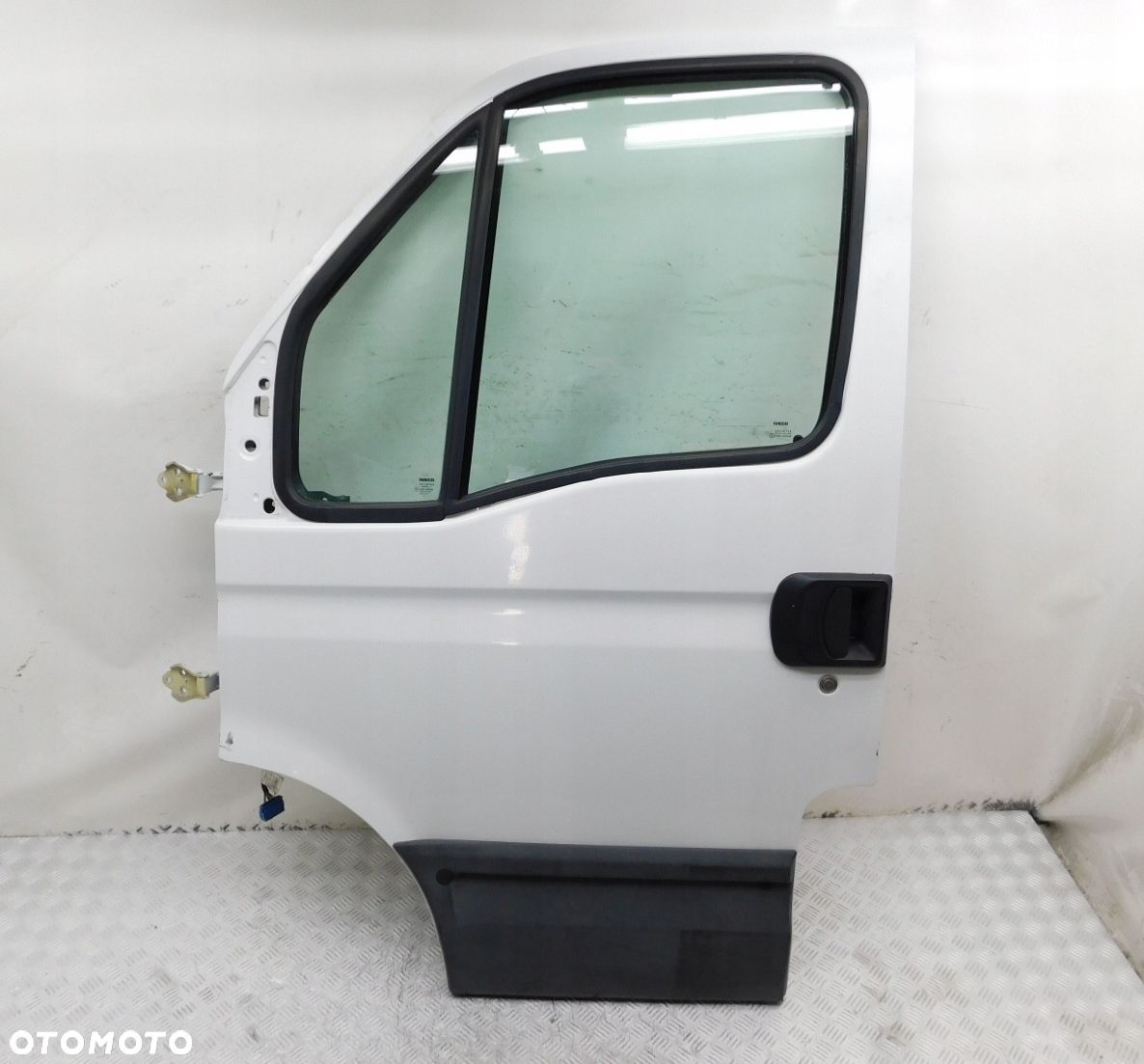 DRZWI LEWE PRZÓD Kompletne - IVECO DAILY III IV 06-14 - 1