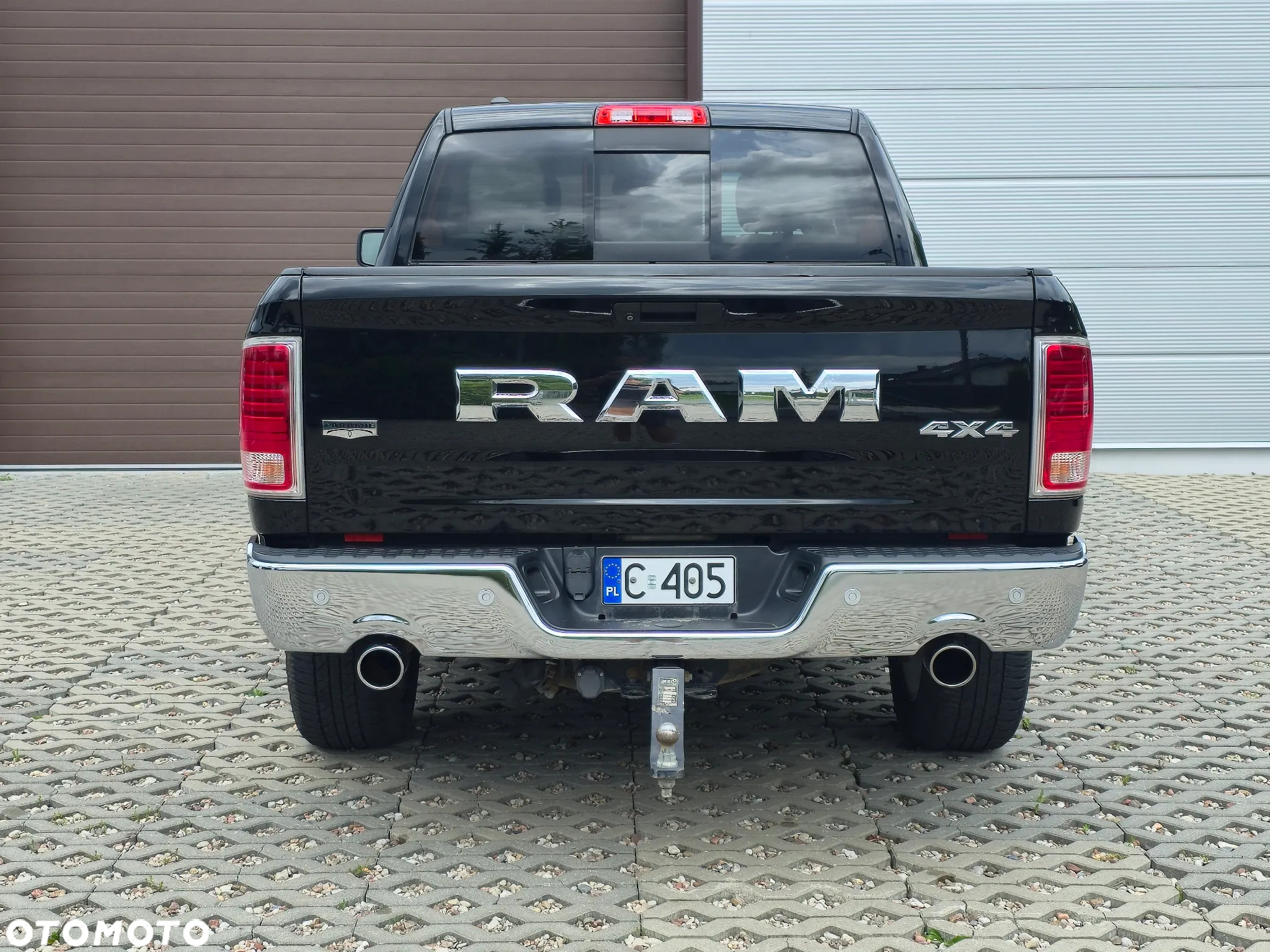 RAM 1500 5.7 Crew Cab Shortbed Laramie Sport Full - 18