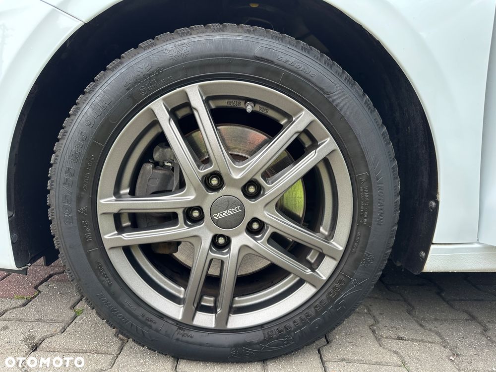 Kia Ceed 1.4 L Business Line Plus - 12