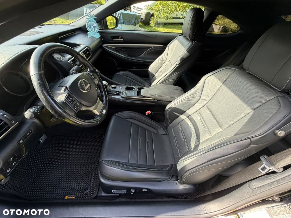 Lexus RC - 8
