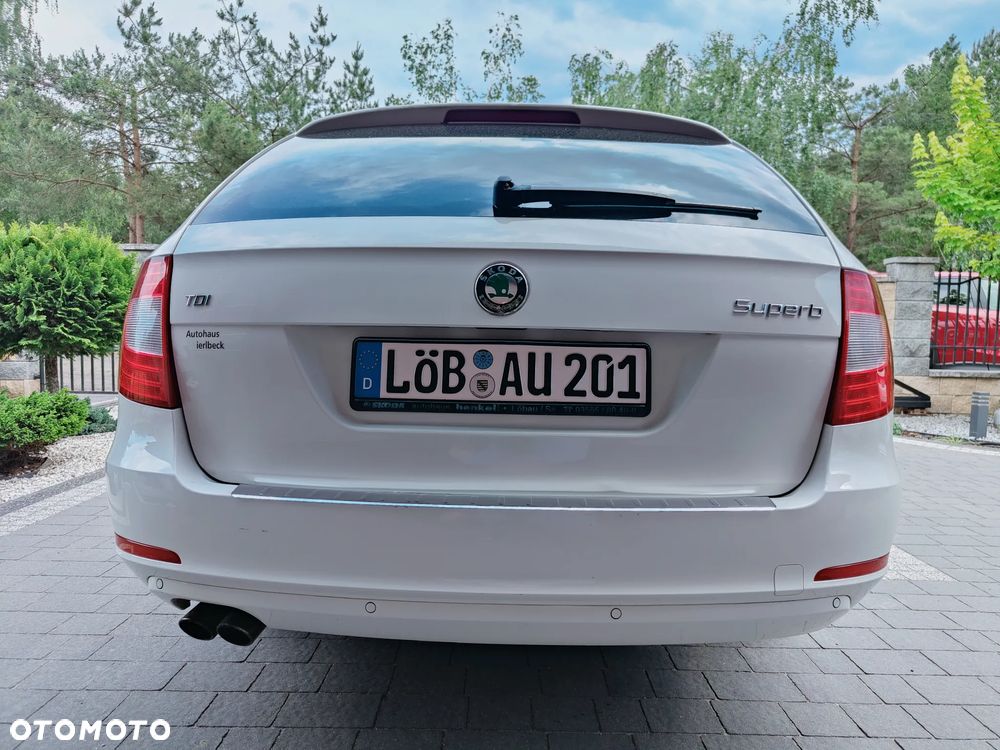Skoda Superb 2.0 TDI Green tec Ambition - 30