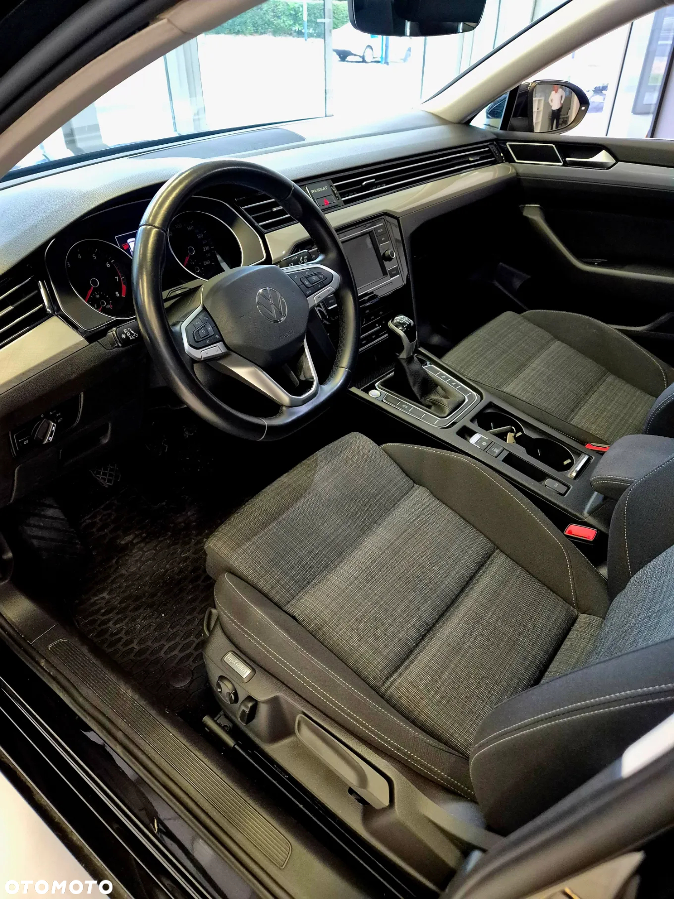 Volkswagen Passat 1.5 TSI EVO Business - 10