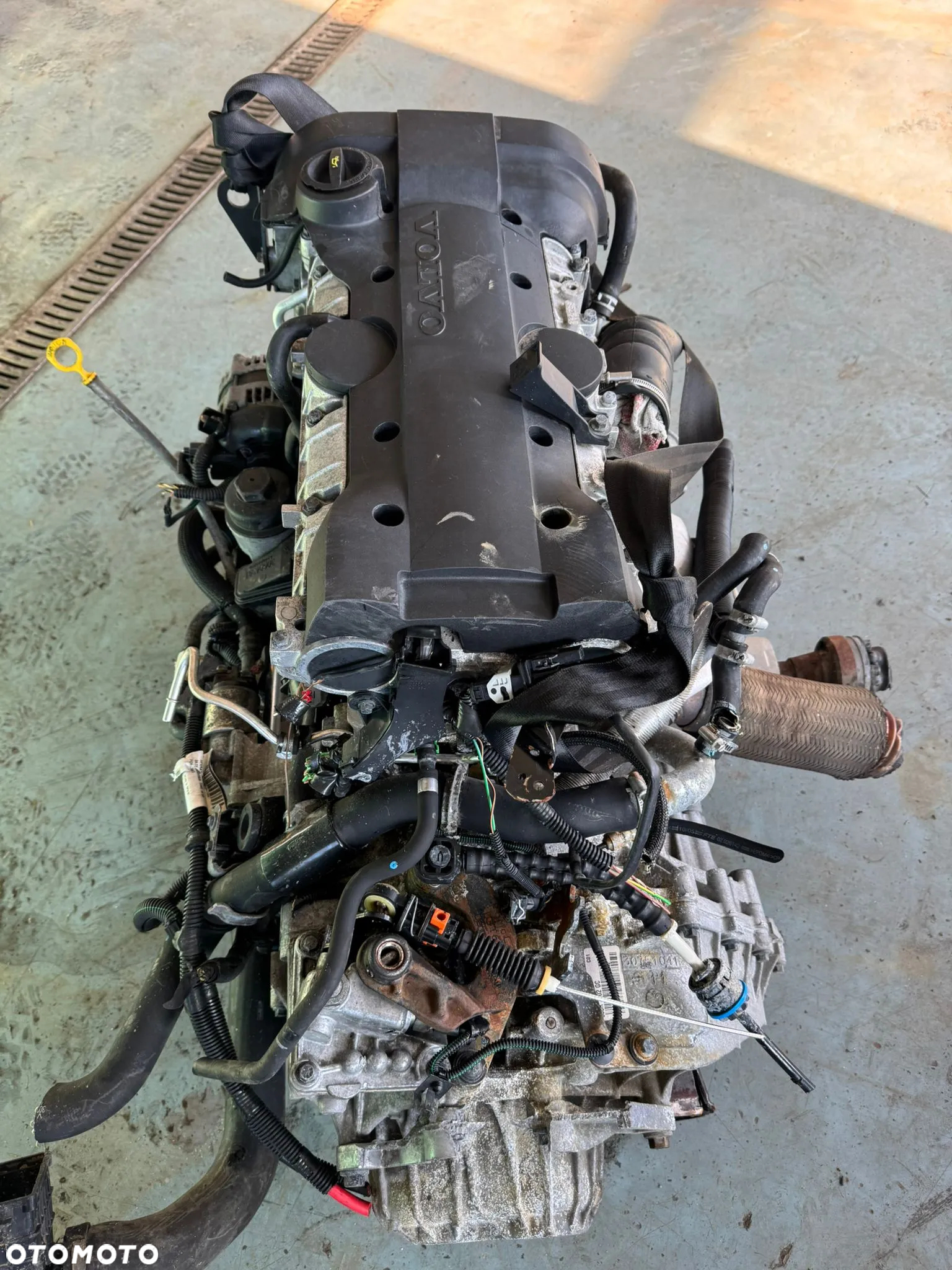 VOLVO SILNIK 2.5T 200KM B5254T - 2