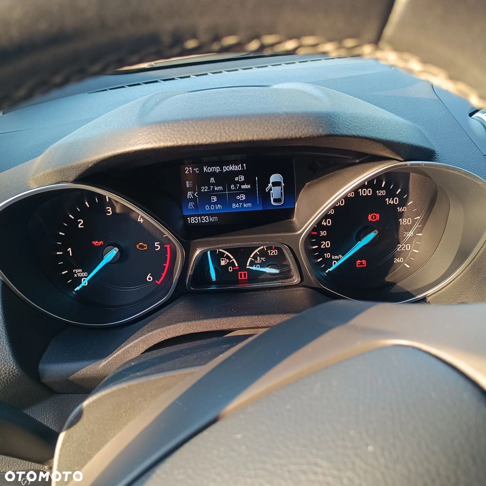 Ford Kuga 2.0 TDCi AWD Titanium - 3