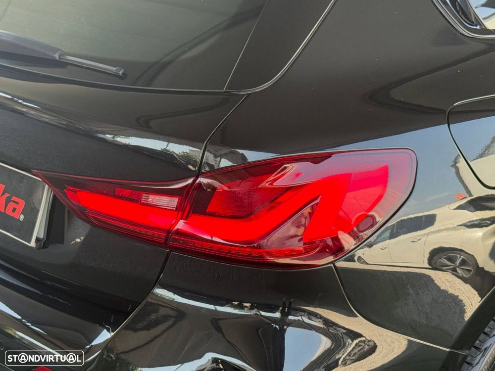 BMW 116 d Pack Desportivo M - 21