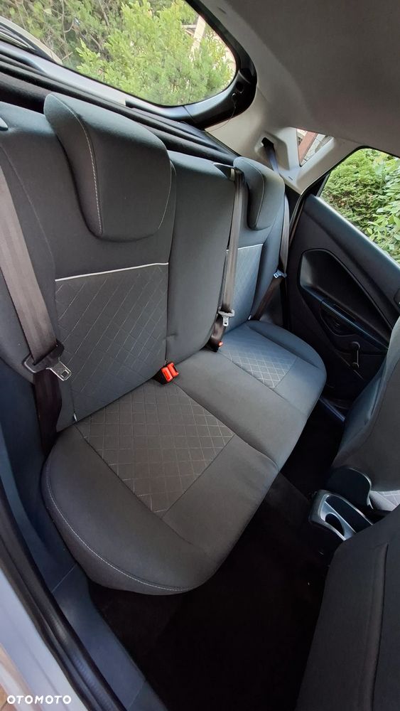 Ford Fiesta 1.25 Trend EU5 - 13
