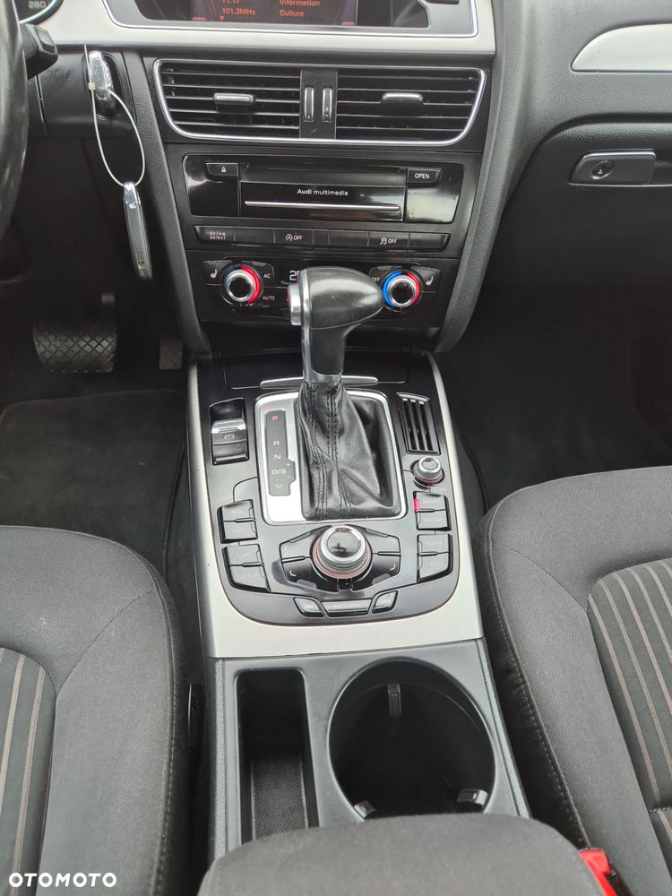 Audi A4 Limousine - 7