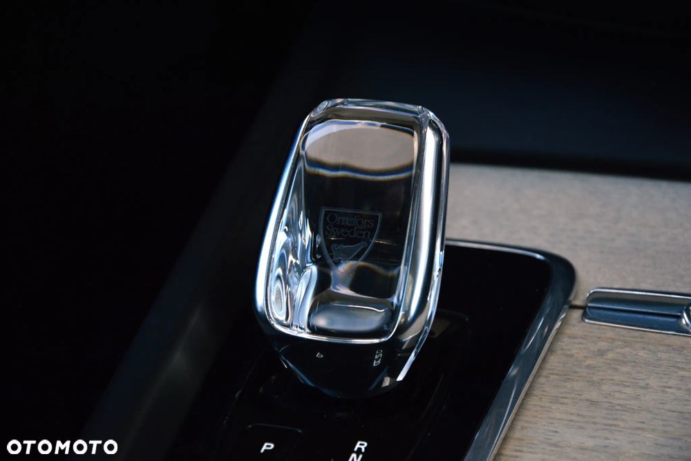 Volvo XC 60 B5 D AWD Inscription - 24