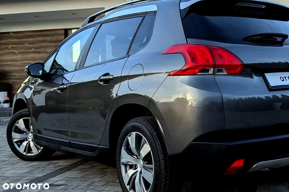 Peugeot 2008 PureTech 82 Style - 15
