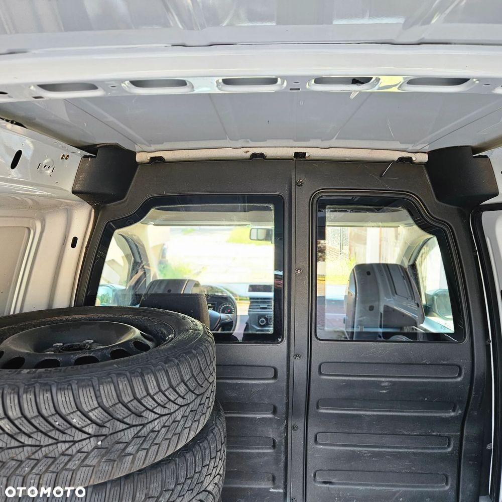 Volkswagen Caddy - 14