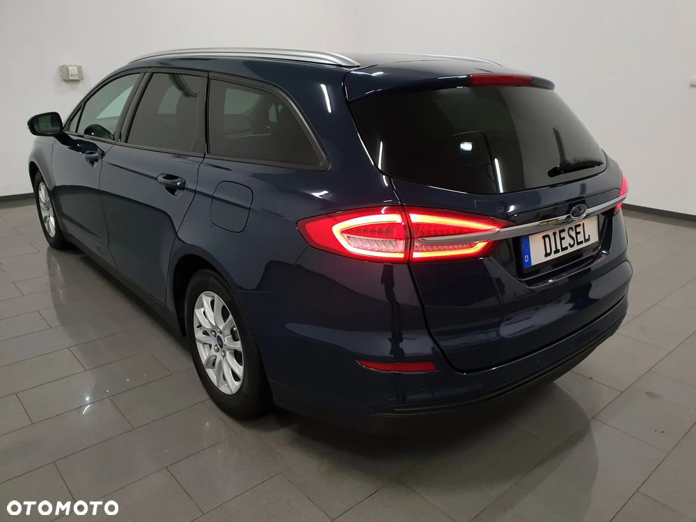 Ford Mondeo - 4