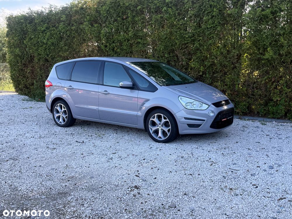 Ford S-Max - 19