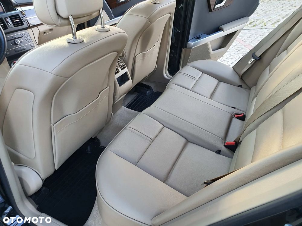 Mercedes-Benz GLK - 19