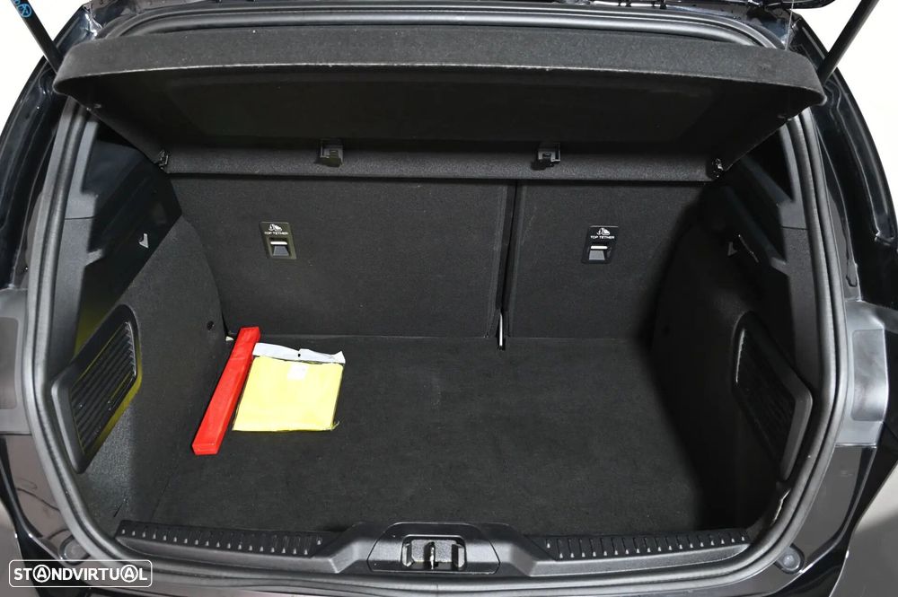 Ford Focus 1.0 EcoBoost MHEV ST-Line Aut. - 9