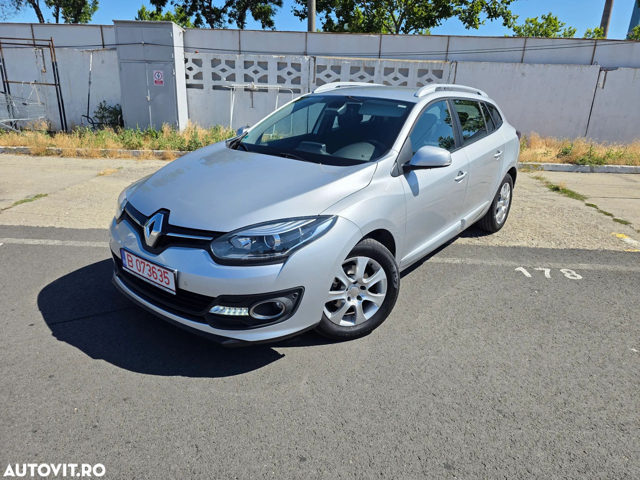 Renault Megane ENERGY TCe 115 Start & Stop LIMITED - 1