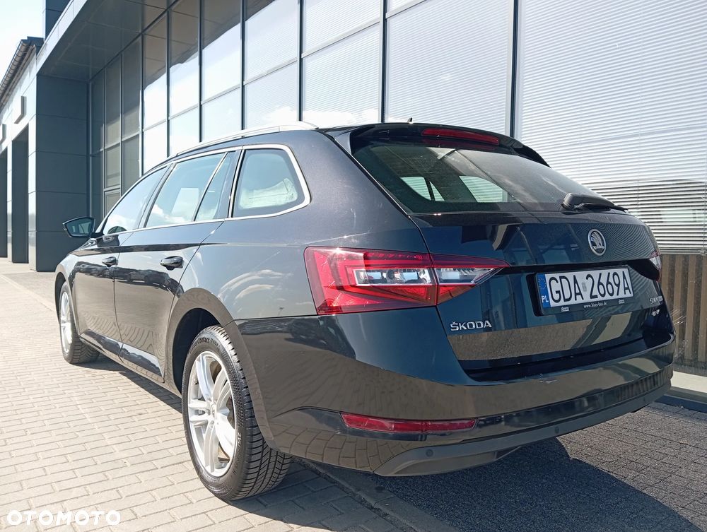 Skoda Superb 2.0 TDI 4x4 DSG Style - 5