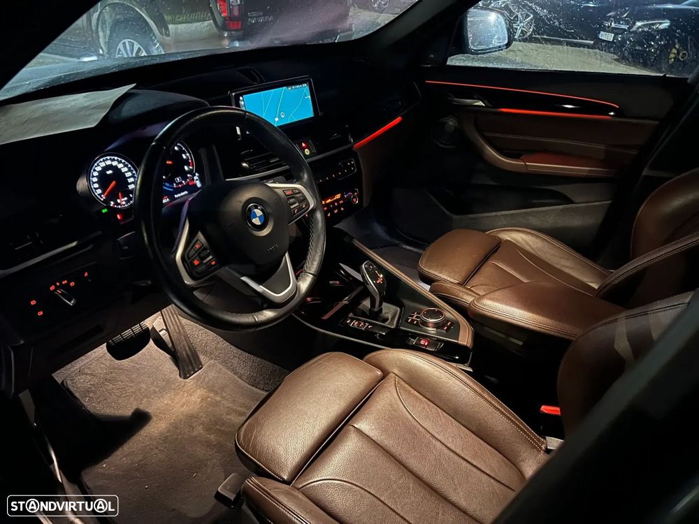 BMW X1 16 d sDrive Auto Line Sport - 8