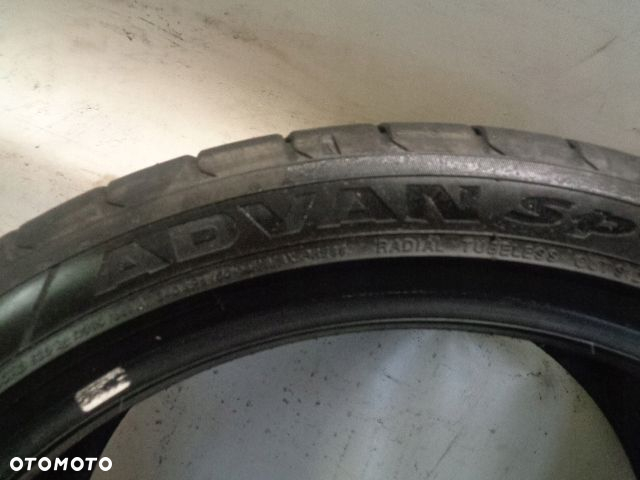 YOKOHAMA ADVAN SPORT V107 225/40ZR18 92Y - 11