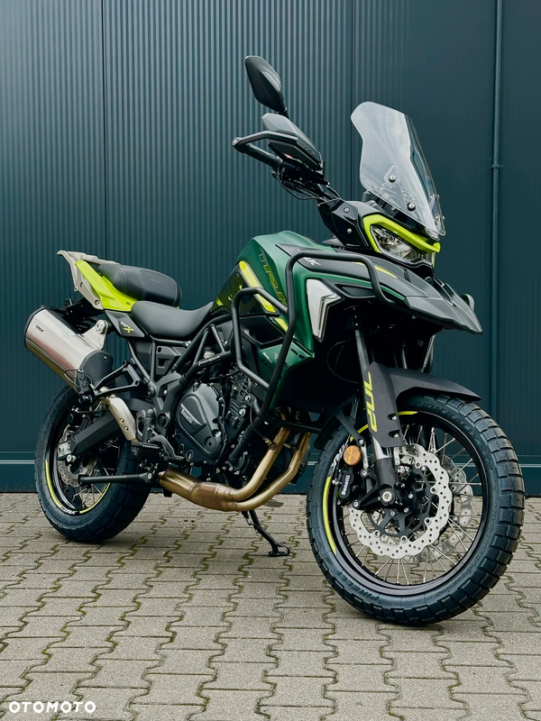 Benelli TRK 702X