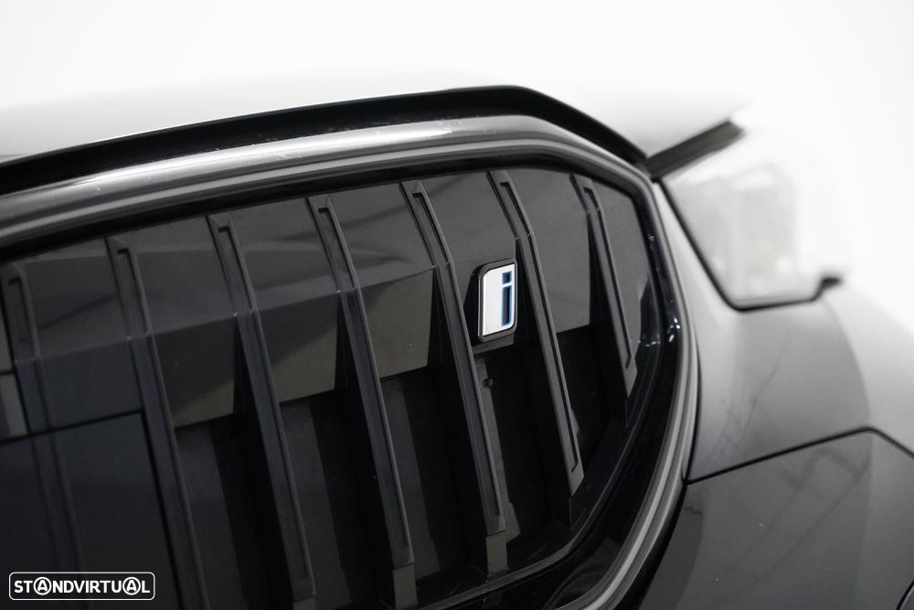 BMW i5 eDrive40 Pack Desportivo M Pro - 23