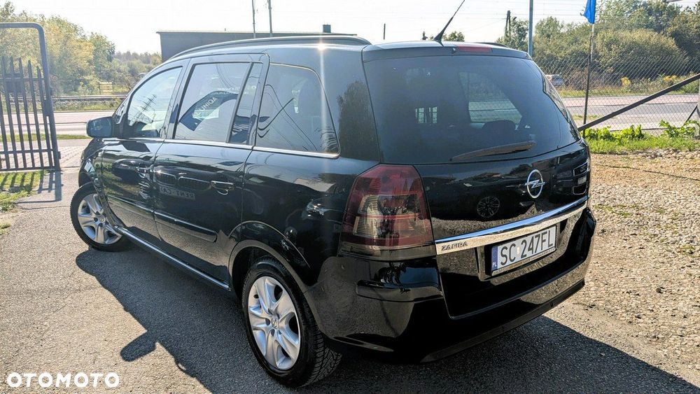 Opel Zafira - 9